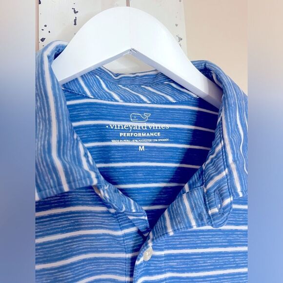 Vineyard Vines Light Blue Striped Polo Shirt; Size Medium. NWOT - Picture 4 of 5